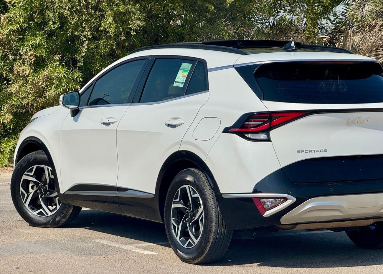 Kia Sportage LX 1.6L 1180-Monthly l GCC l Panoramic, Cruise, 1.6L l Accident Free