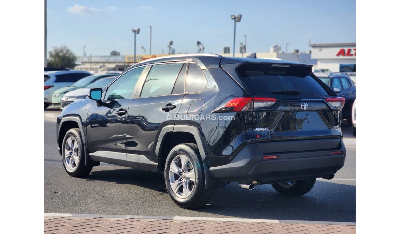 Toyota RAV4 TOYOTA RAV4 XLE FULL OPTIONS 2022 MODEL 4X4