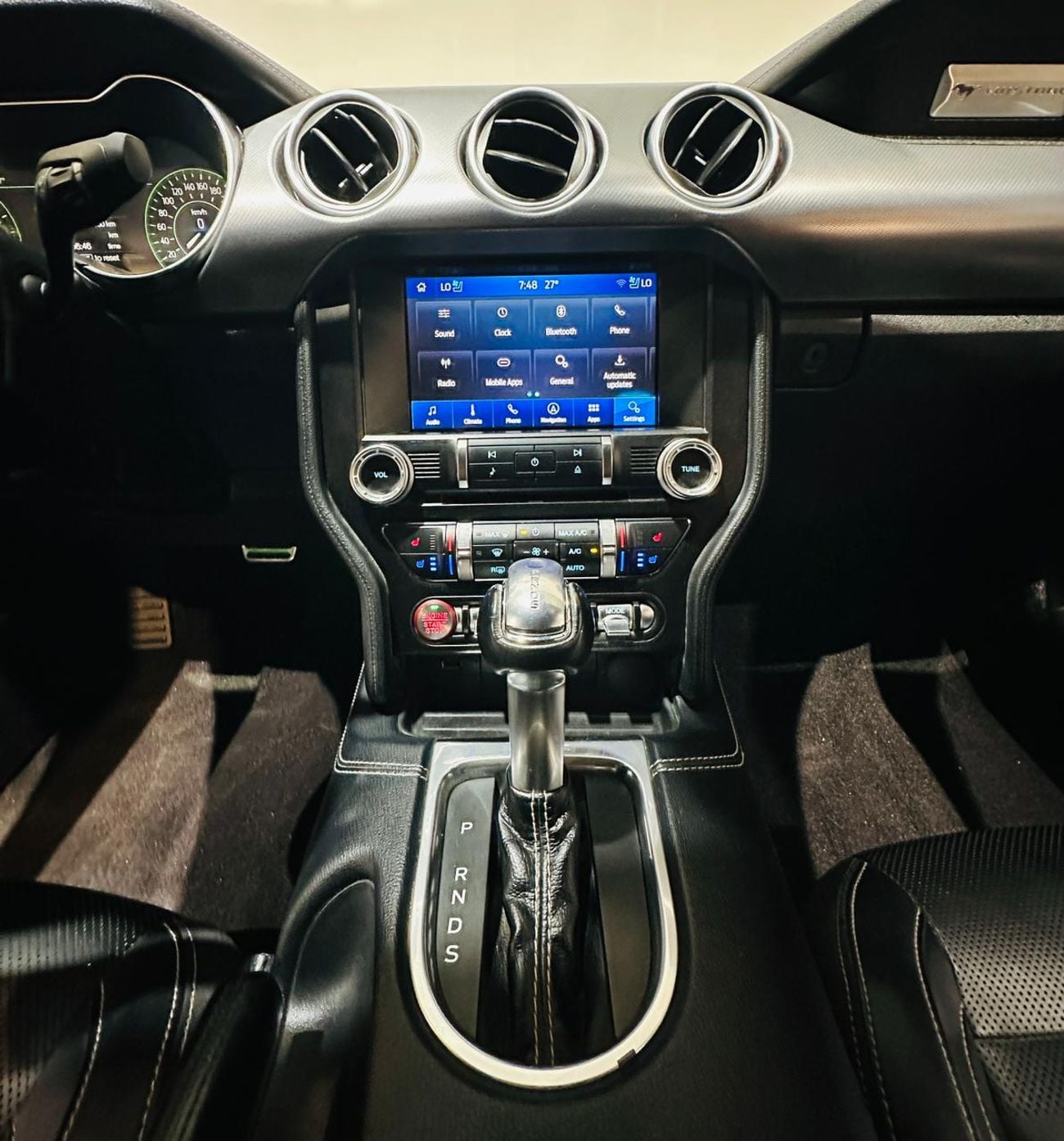 Ford Mustang GT PREMIUM
