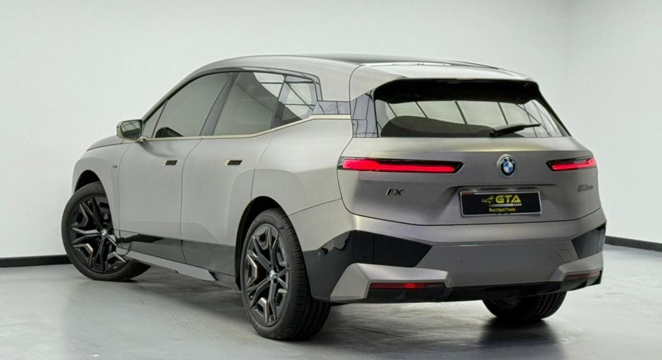 BMW iX 2023 BMW iX M60