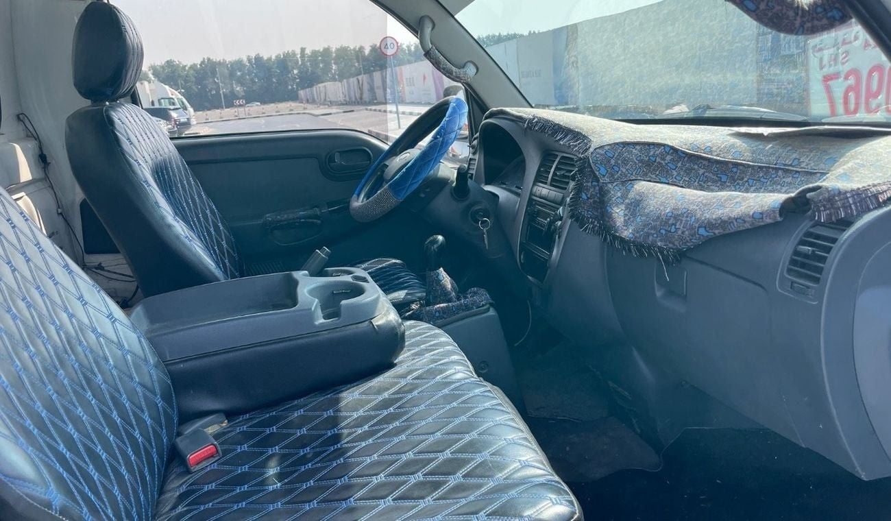 Kia K4000 2.5L, manual خليجي