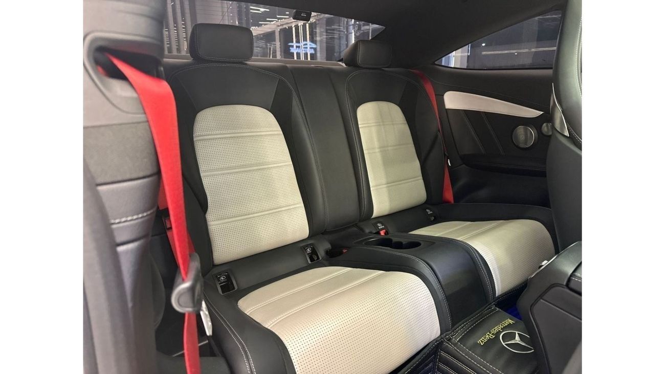 مرسيدس بنز C 63 AMG MERCEDES C63S MODEL 2020 KM 55000