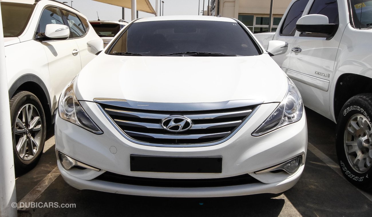 Hyundai Sonata