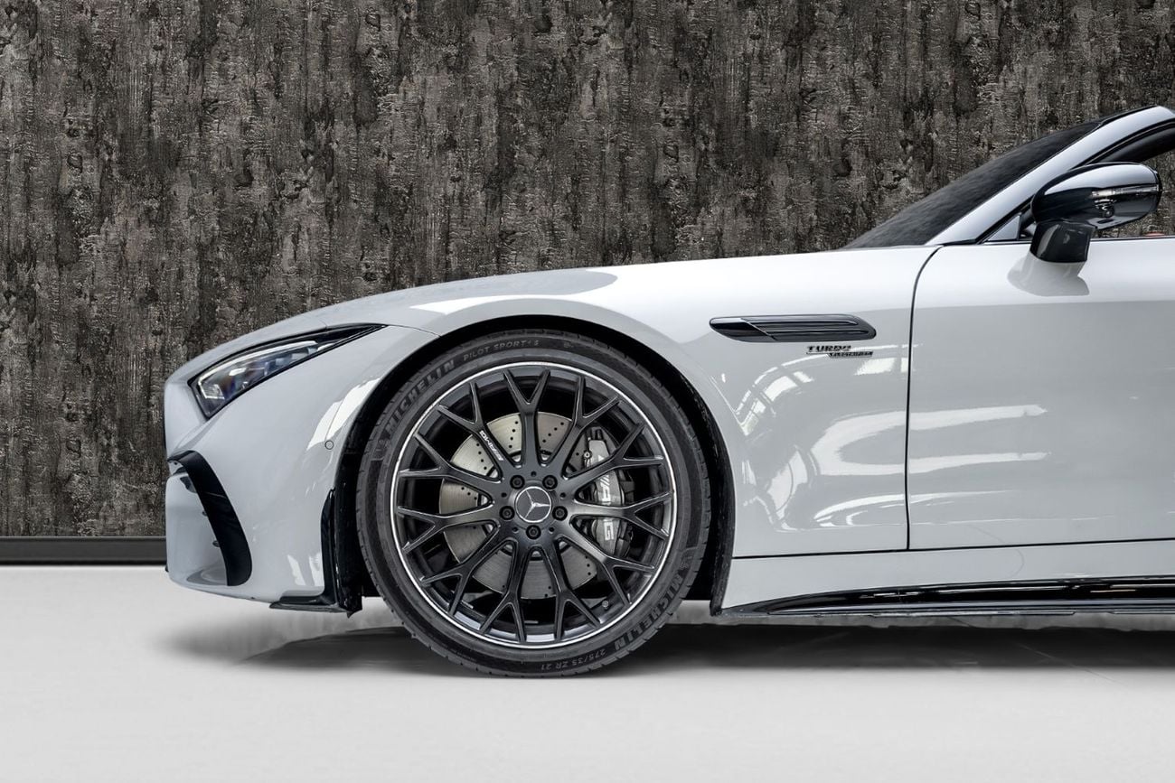 مرسيدس بنز SL 43 AMG رودستر اشترِ الآن، وادفع في عام ٢٠٢٧ | معيار بلاك لاين | ضمان مرسيدس ٢٠٣٠ + عقد خدمة، دول مجلس التعاون الخل