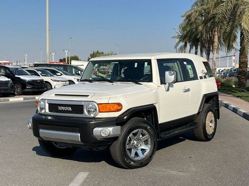 تويوتا إف جي كروزر FJ CRUISER 4.0L CRAWL SYSTEM