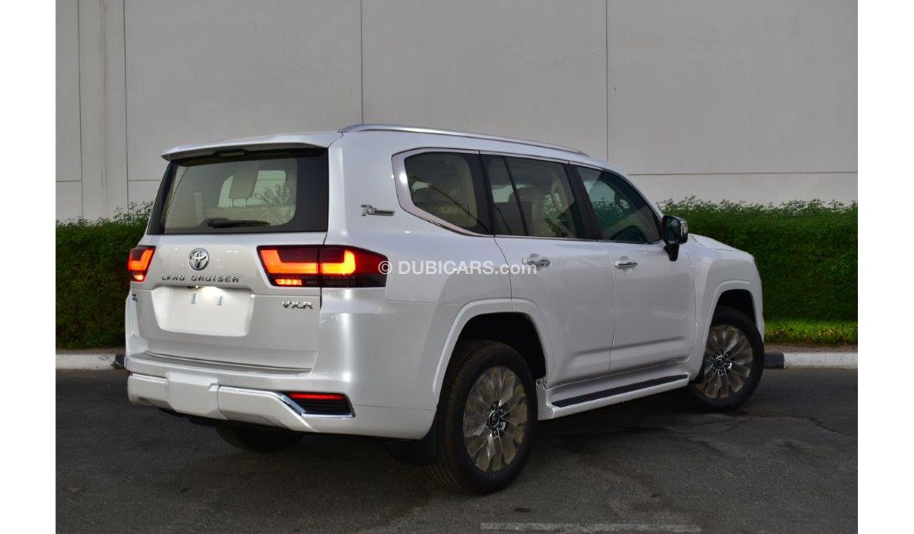 Toyota Land Cruiser 300 VXR V6 3.5l Twin Turbo 7 Seat 10 Speed Automatic