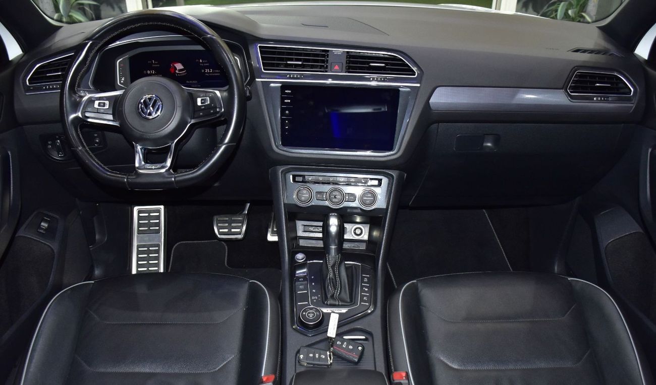 فولكس واجن تيجوان EXCELLENT DEAL for our Volkswagen Tiguan R-Line 4Motion ( 2019 Model ) in White Color GCC Specs