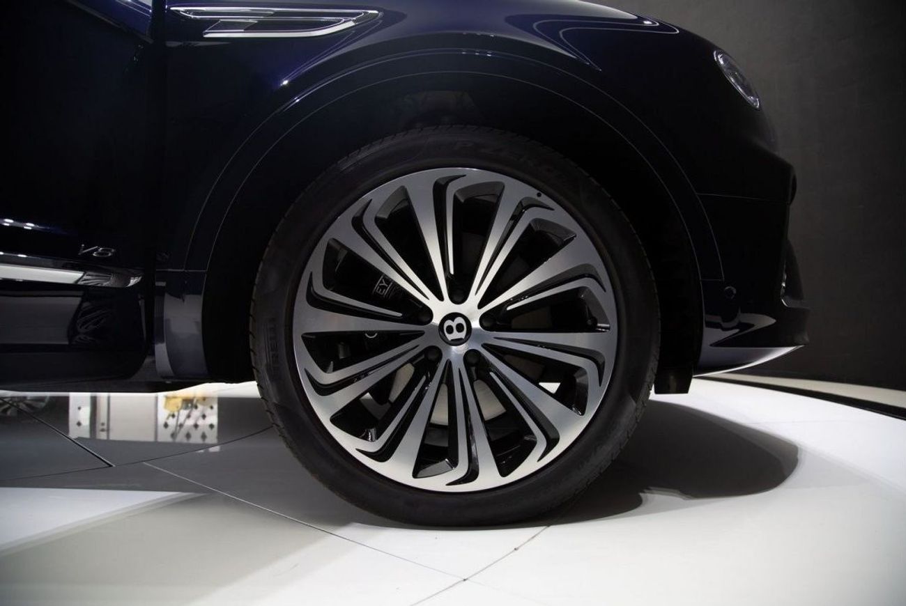 Bentley Bentayga V8