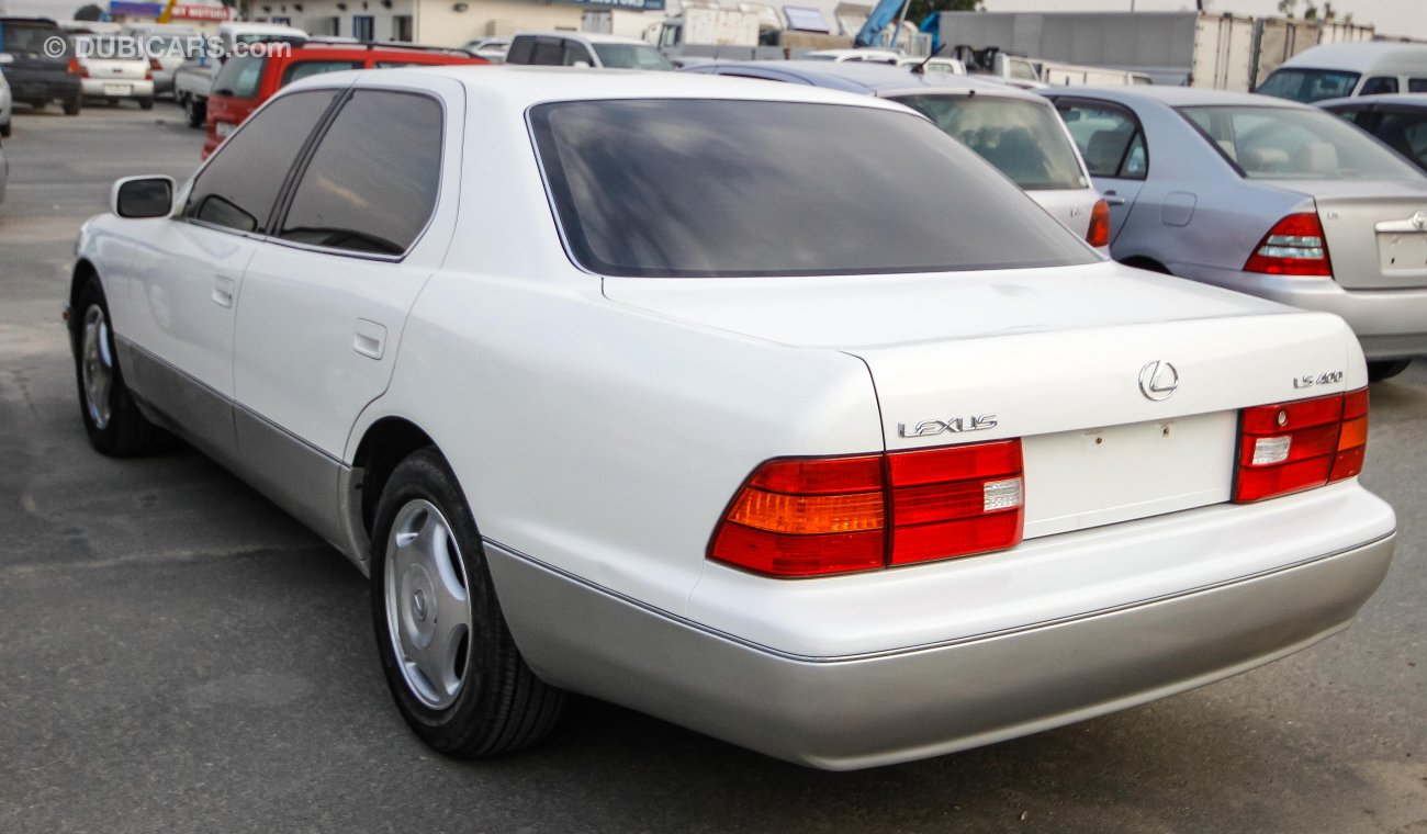 Lexus LS 400