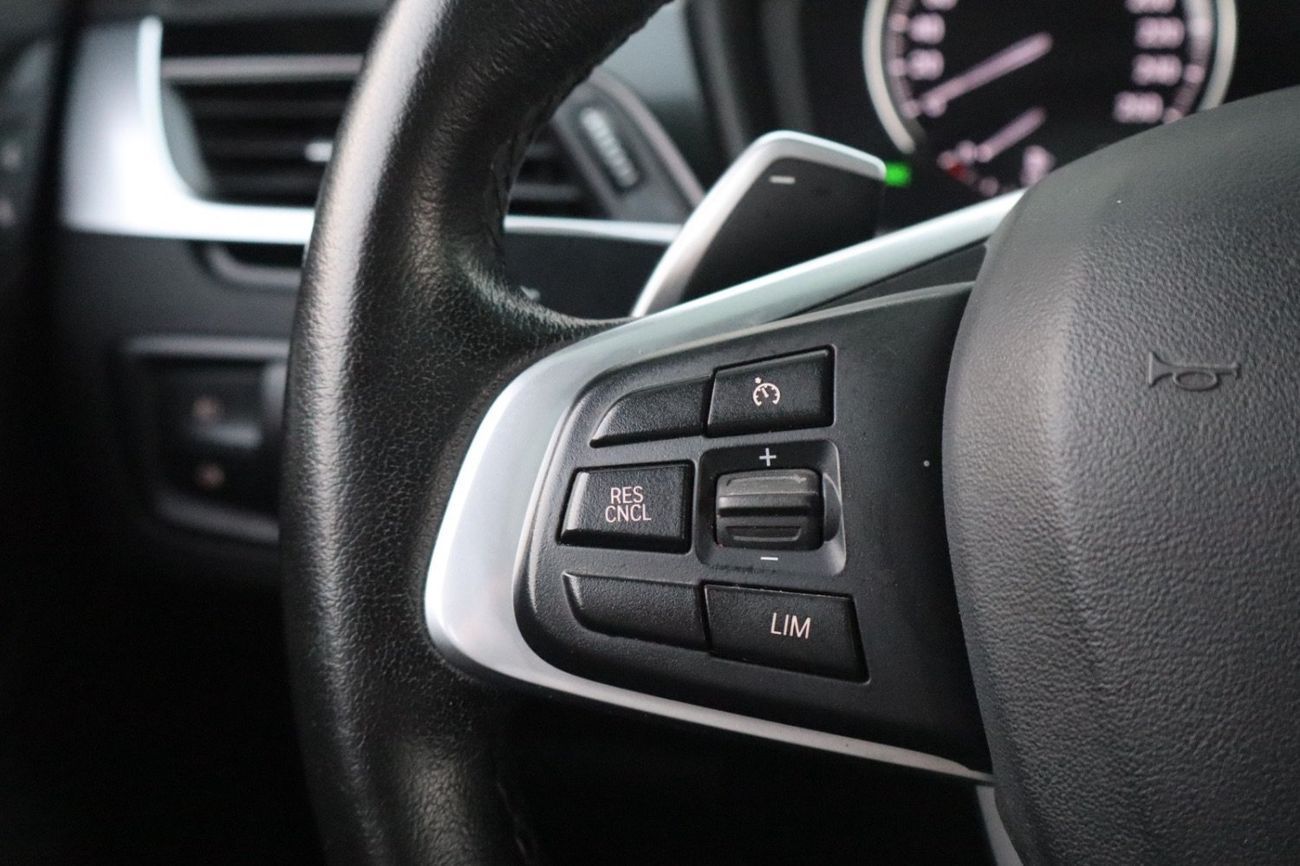 BMW X1 sDrive 18i 1.5L