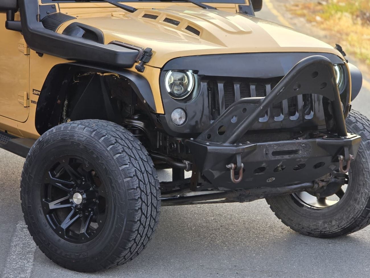 Jeep Wrangler Sport 3.6L A/T JEEP WRANGLER 2014 GCC // ORGINAL PAINT // PERFECT CONDITION // ACCIDENT FREE