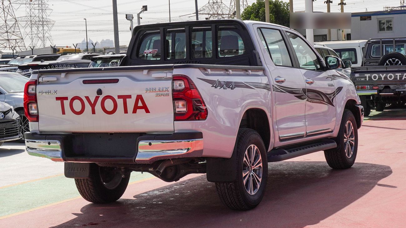 Toyota Hilux S-GLX SR5  2.7L 4WD A/T
