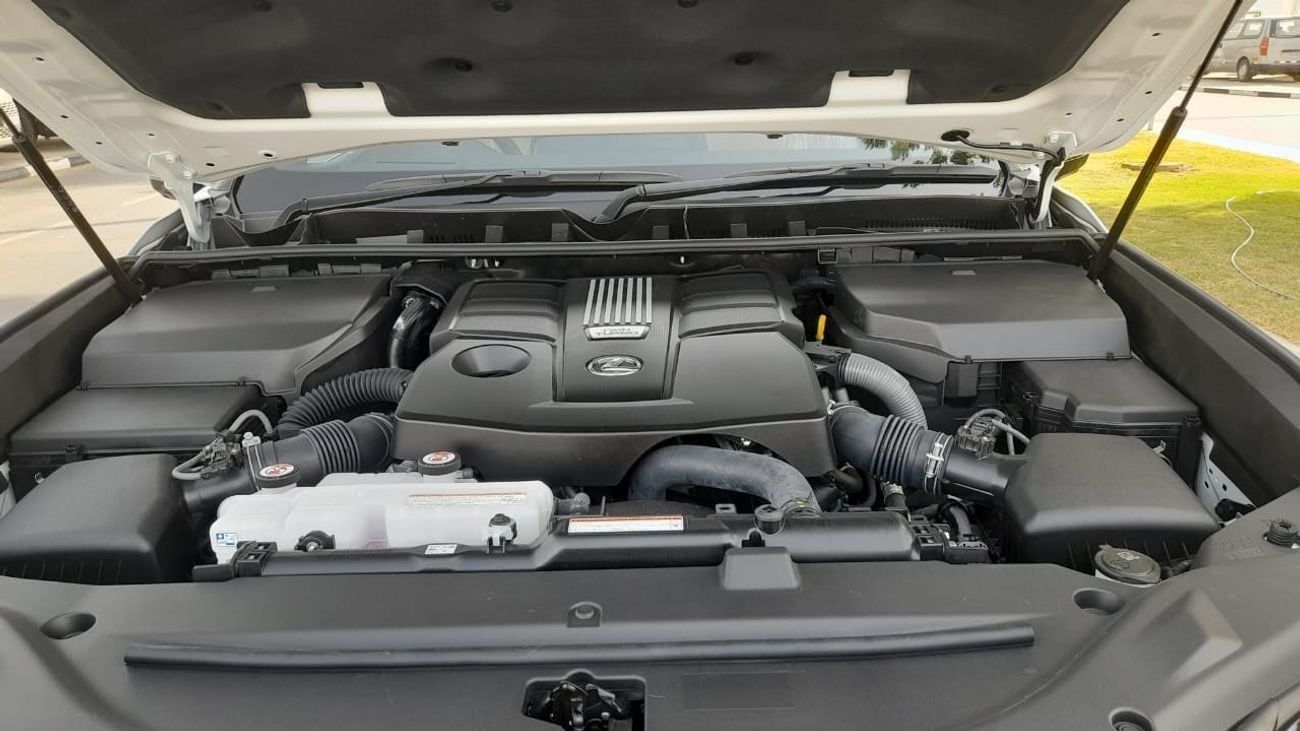 Lexus LX 600 RHD BRAND NEW 7 SEATER WHITE WITH TAN FULL OPTIONS PETROL Signature model