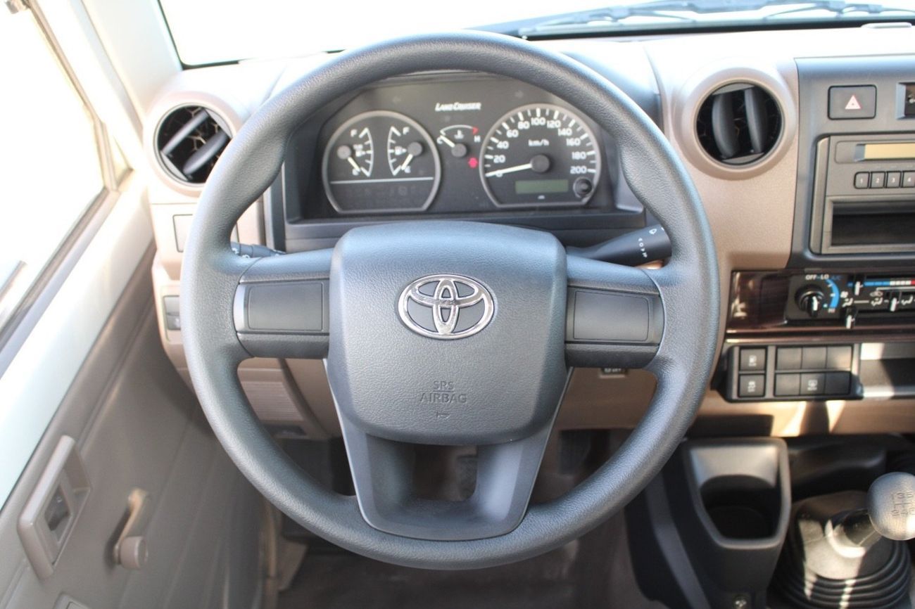 تويوتا لاند كروزر 70 LC78 2.8 MT 2025 basic options