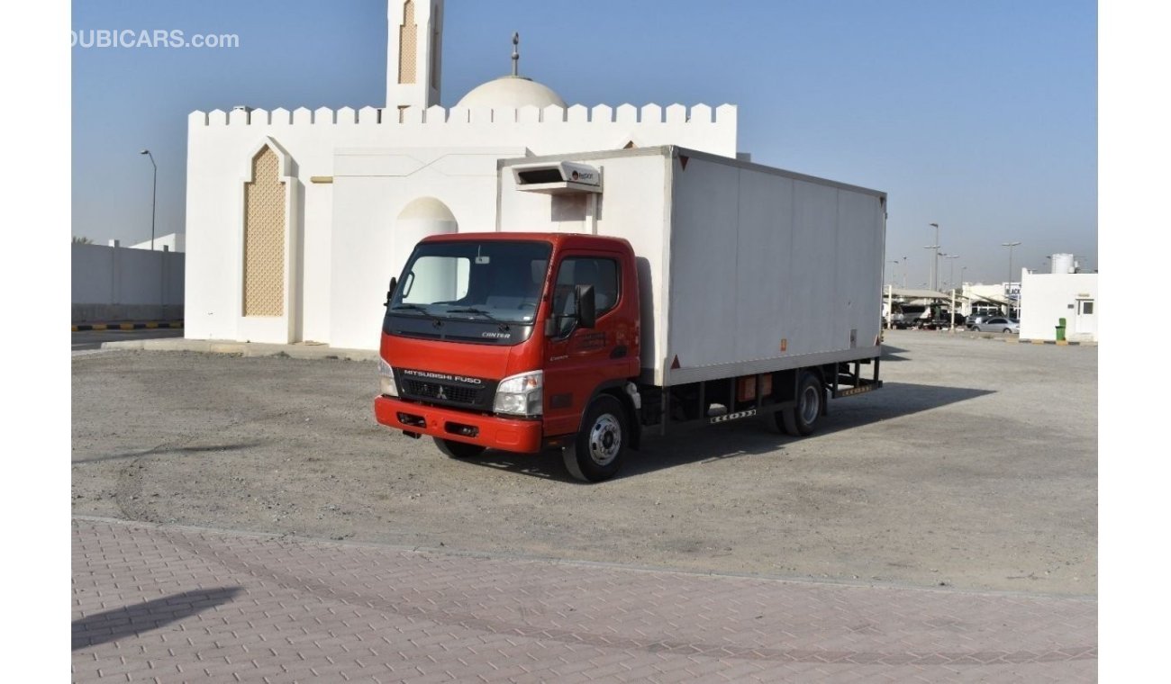 Mitsubishi Canter 2016 | MITSUBISHI CANTER 4.2 TON TRUCK | RED-DOT CHILLER | 16-FEET | GCC | VERY WELL-MAINTAINED | SP