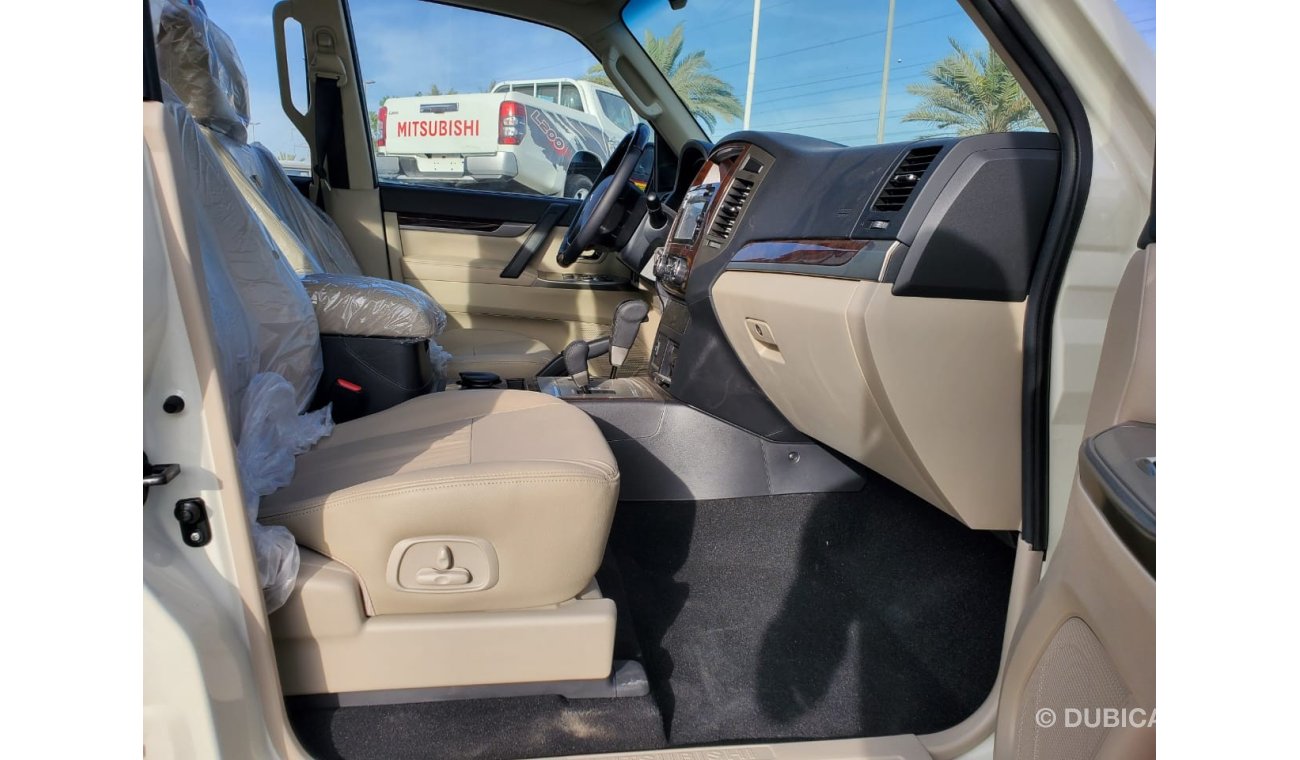 ميتسوبيشي باجيرو Mitsubishi Pajero GLS 2022 Model White/beige 3.8L Petrol