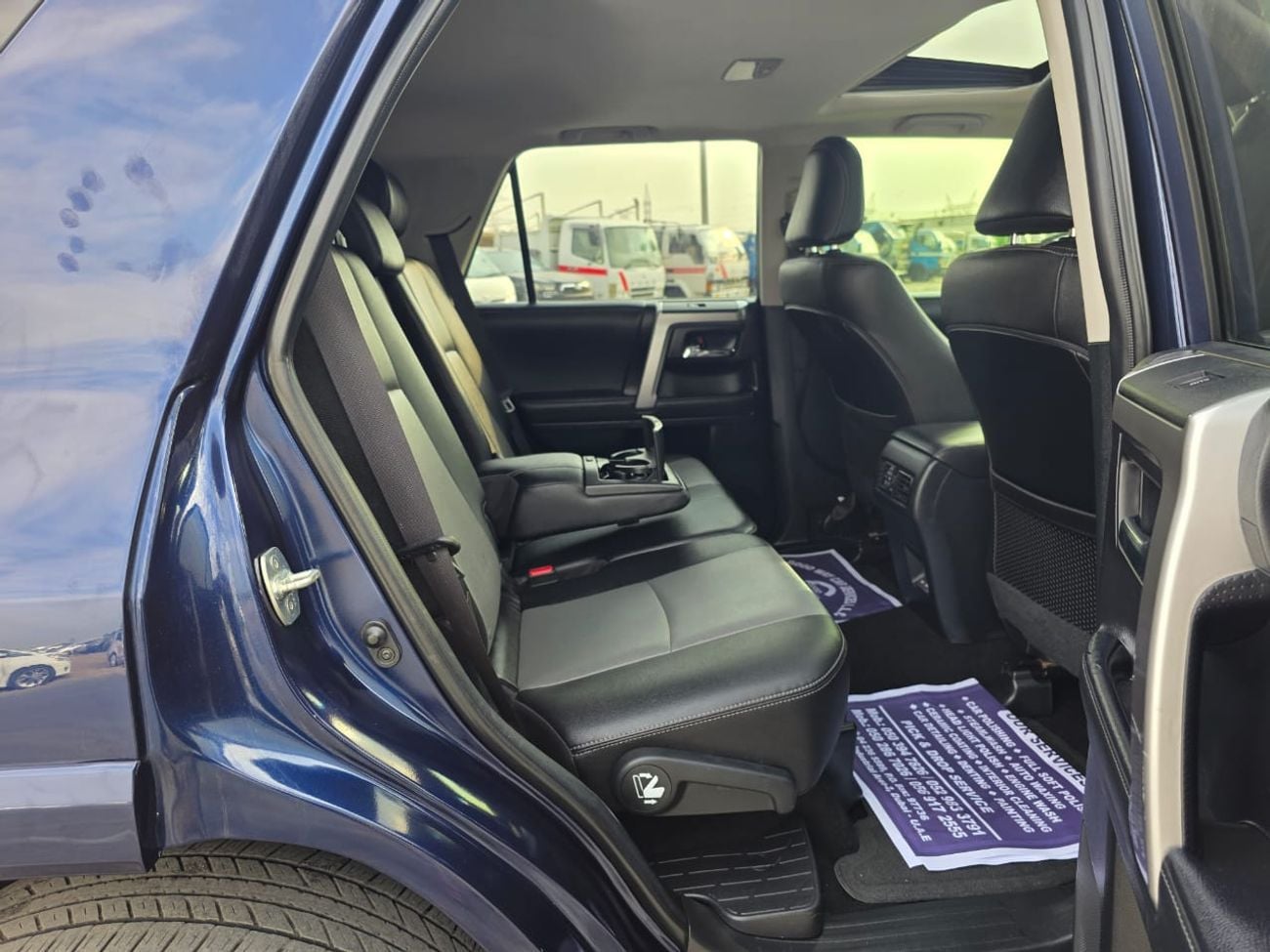 Toyota 4Runner SR5 Perimum Sunroof , Push button and 7 seater