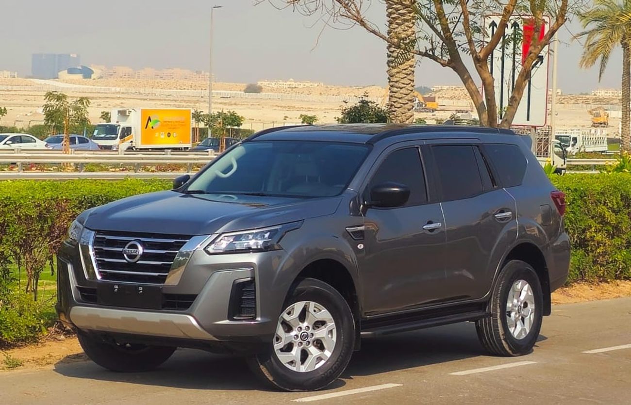 نيسان إكستيرا SE 2.5L RWD