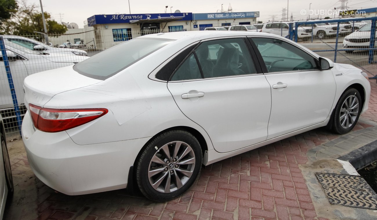 Toyota Camry Hybrid