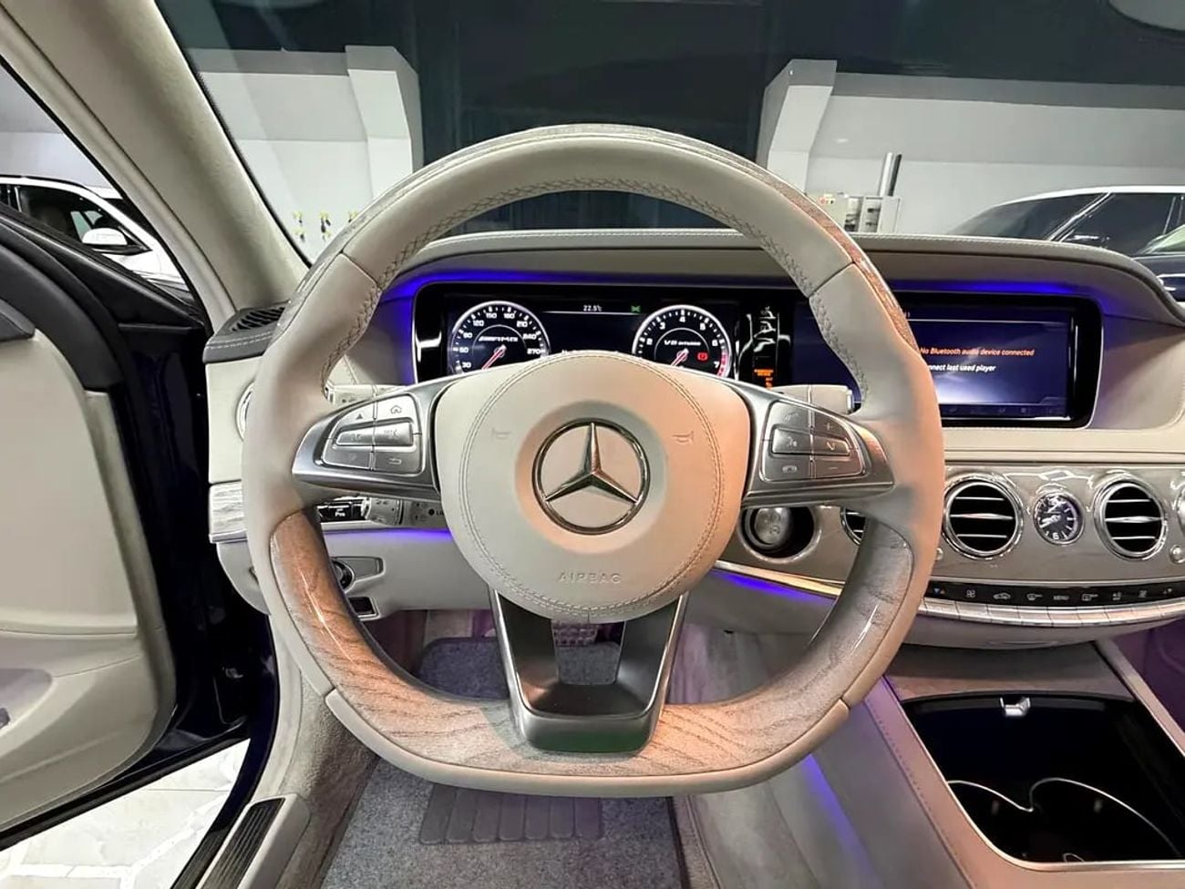 مرسيدس بنز S 63 AMG Std 5.5L