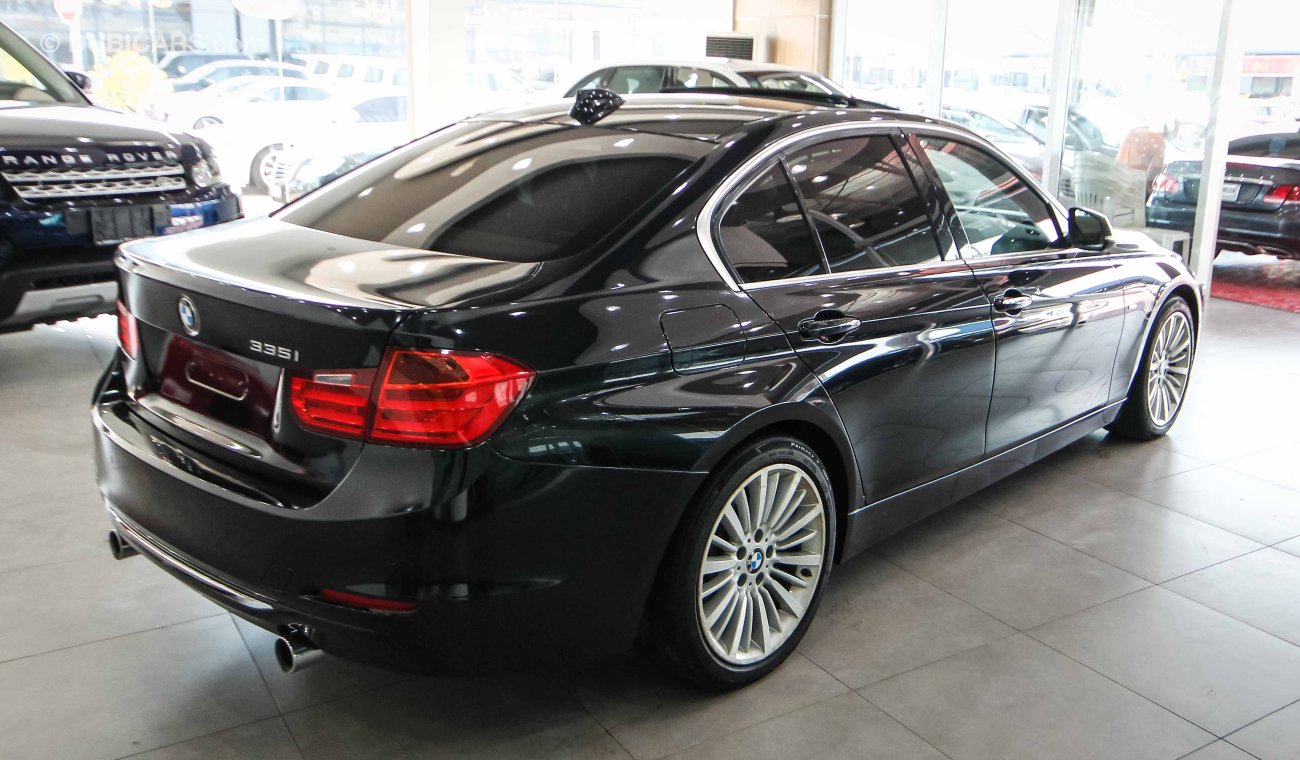 BMW 335i I Luxury