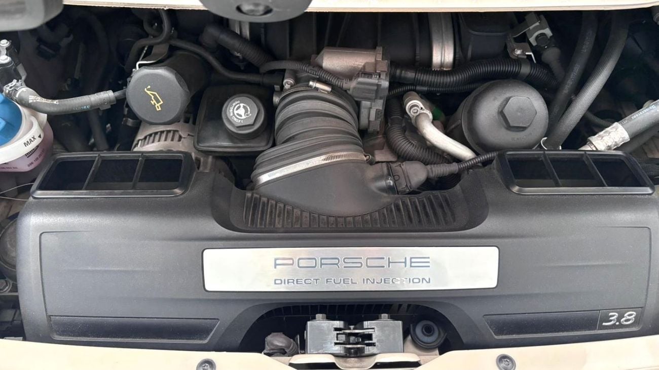 Porsche 911 CARRERA S - Manual - Cream white with Cocoa interiors!
