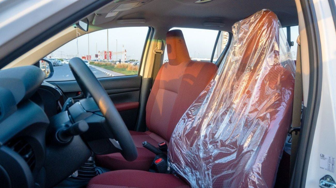 تويوتا هيلوكس GL 2.4L Double Cab Utility