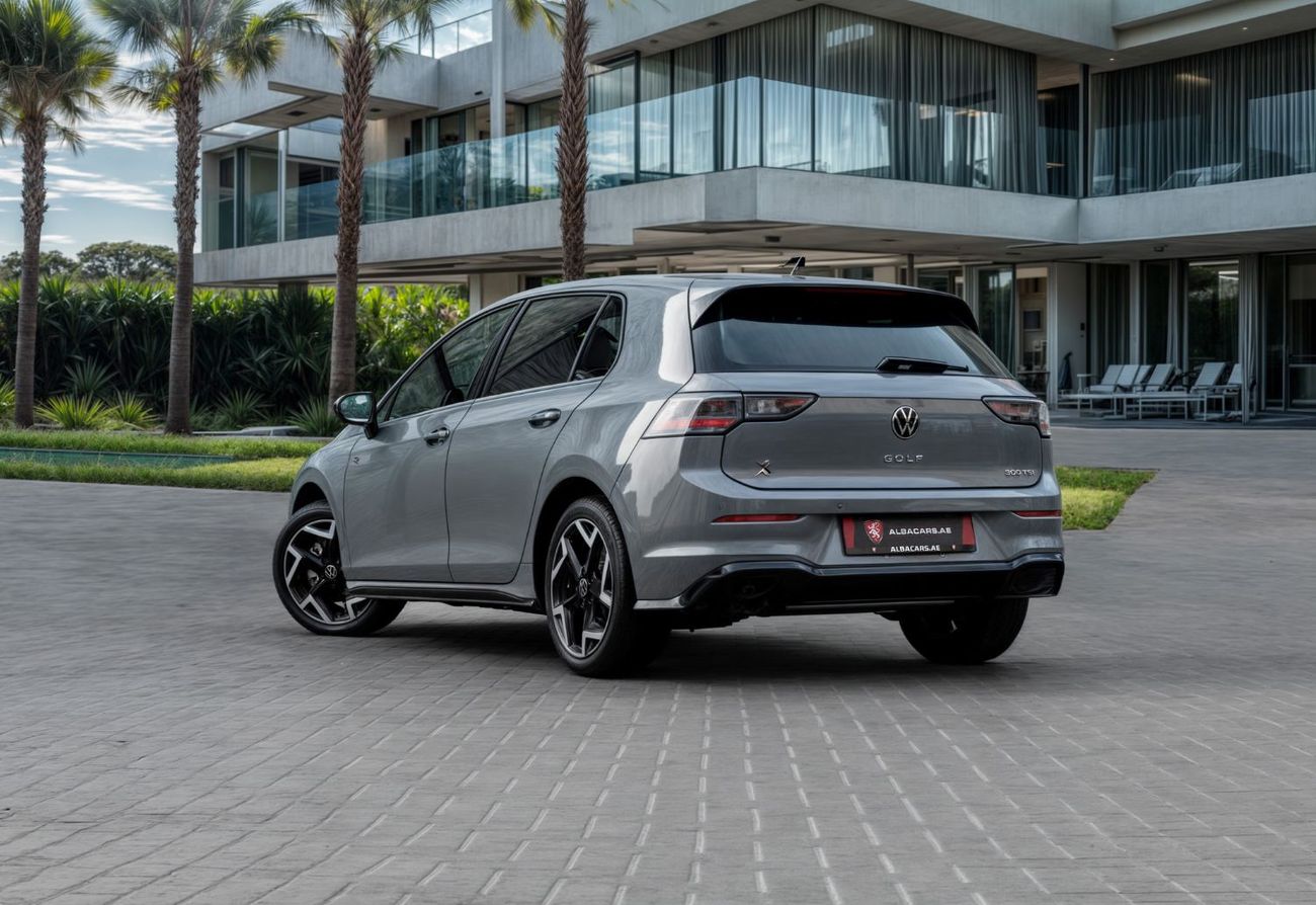 فولكس واجن جولف 2,056 P.M  | 0% Downpayment | Volkwagen Golf R-Line Brand New!