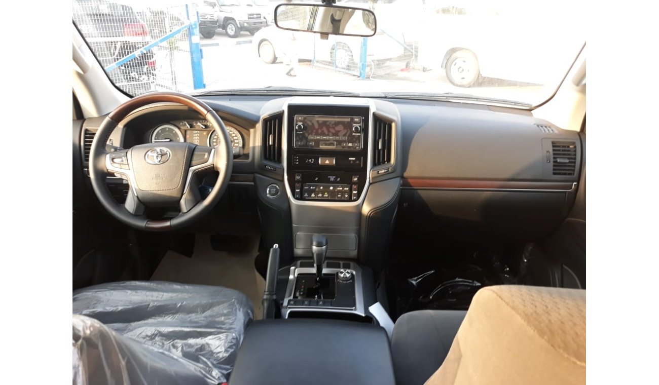 Toyota Land Cruiser GXR V8 4.5L