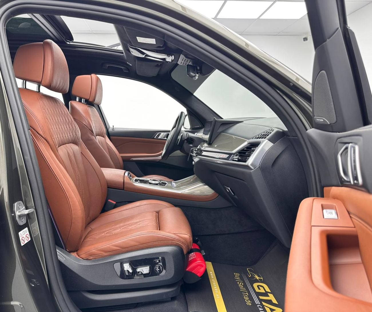 BMW X7 XDRIVE40i LUXURY M SPORT PACKAGE 2024 BMW X7 xDrive40i M-Sport, 10/2028 BMW Warranty,10/2029 Service