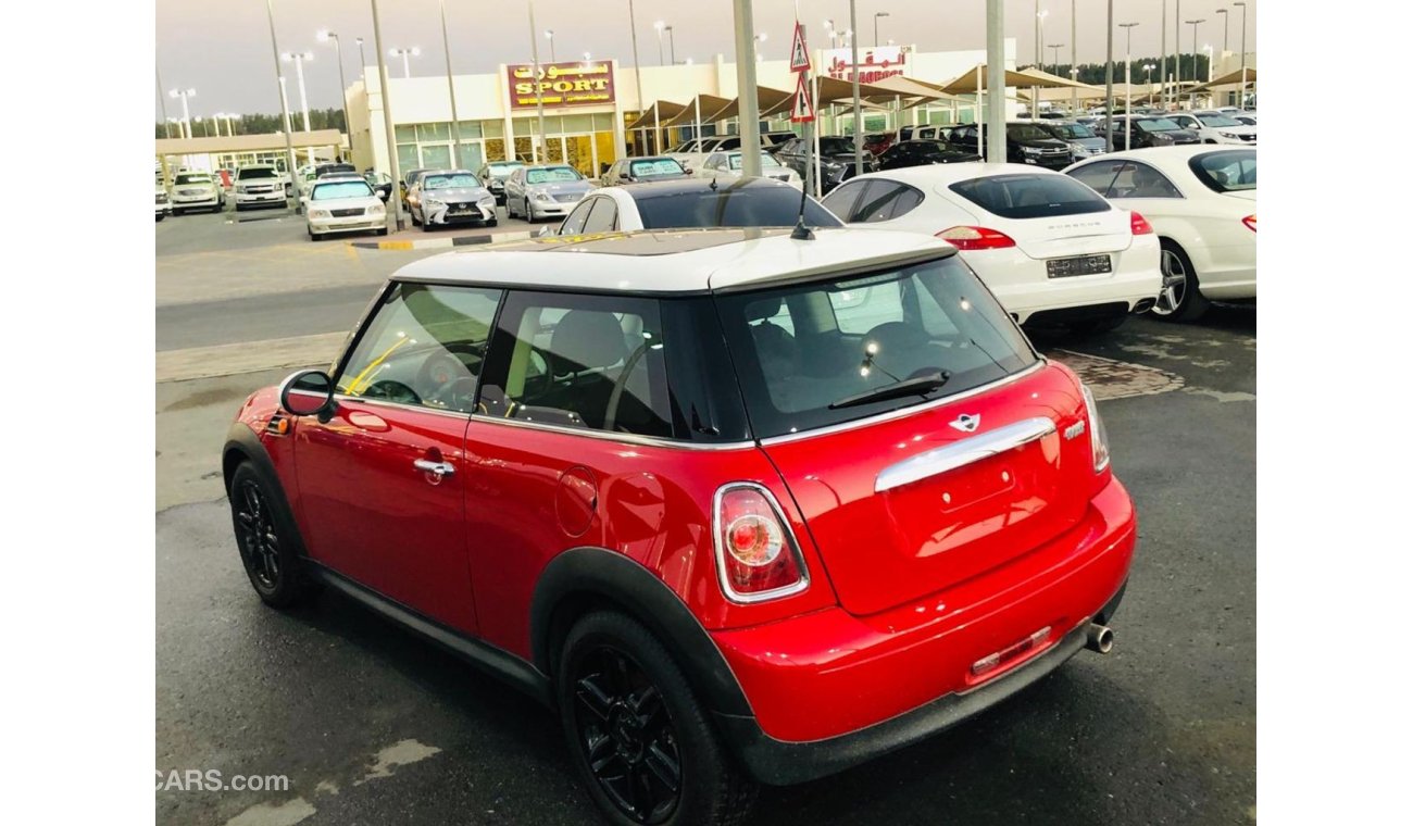 Mini Cooper Mini copper model 2013 GCC car prefect condition full option low mileage panoramic roof leather seat