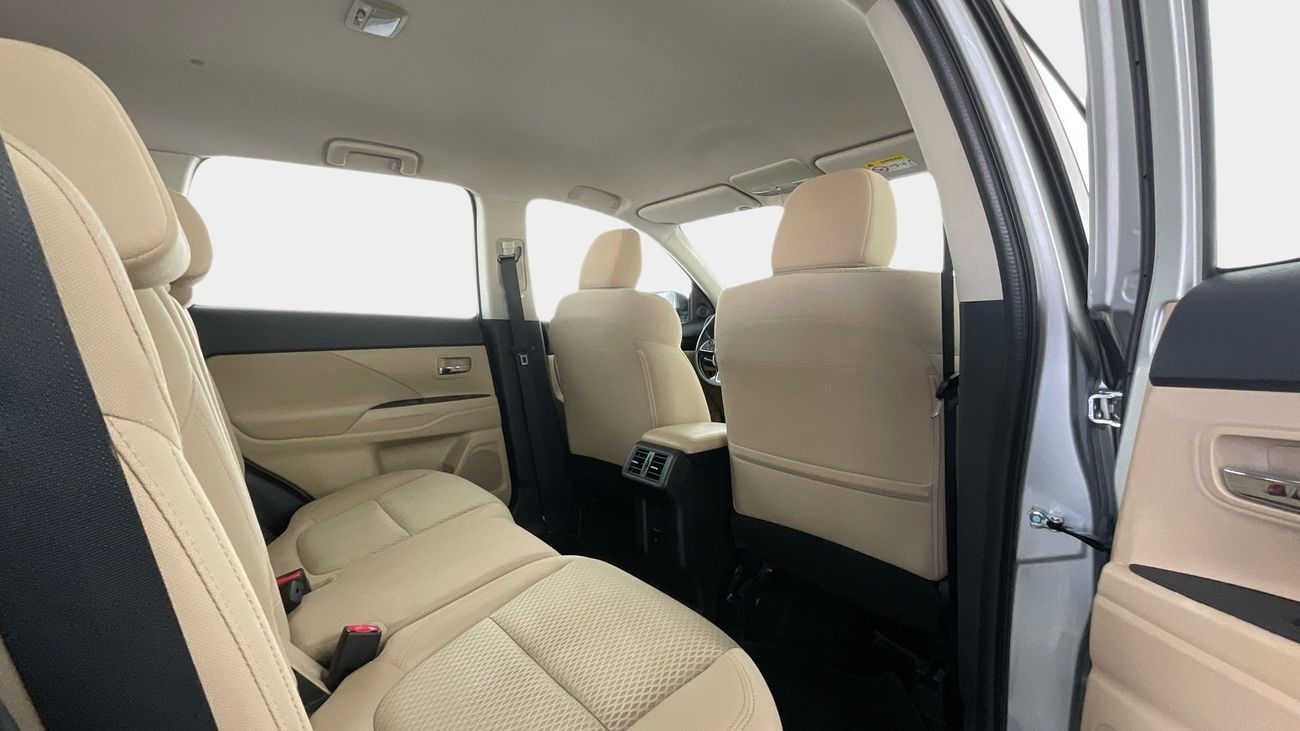 ميتسوبيشي آوتلاندر GLX Midline | شامل الضمان | 0 ﺪﻔﻋﺓ ﺃﻮﻟﻯ