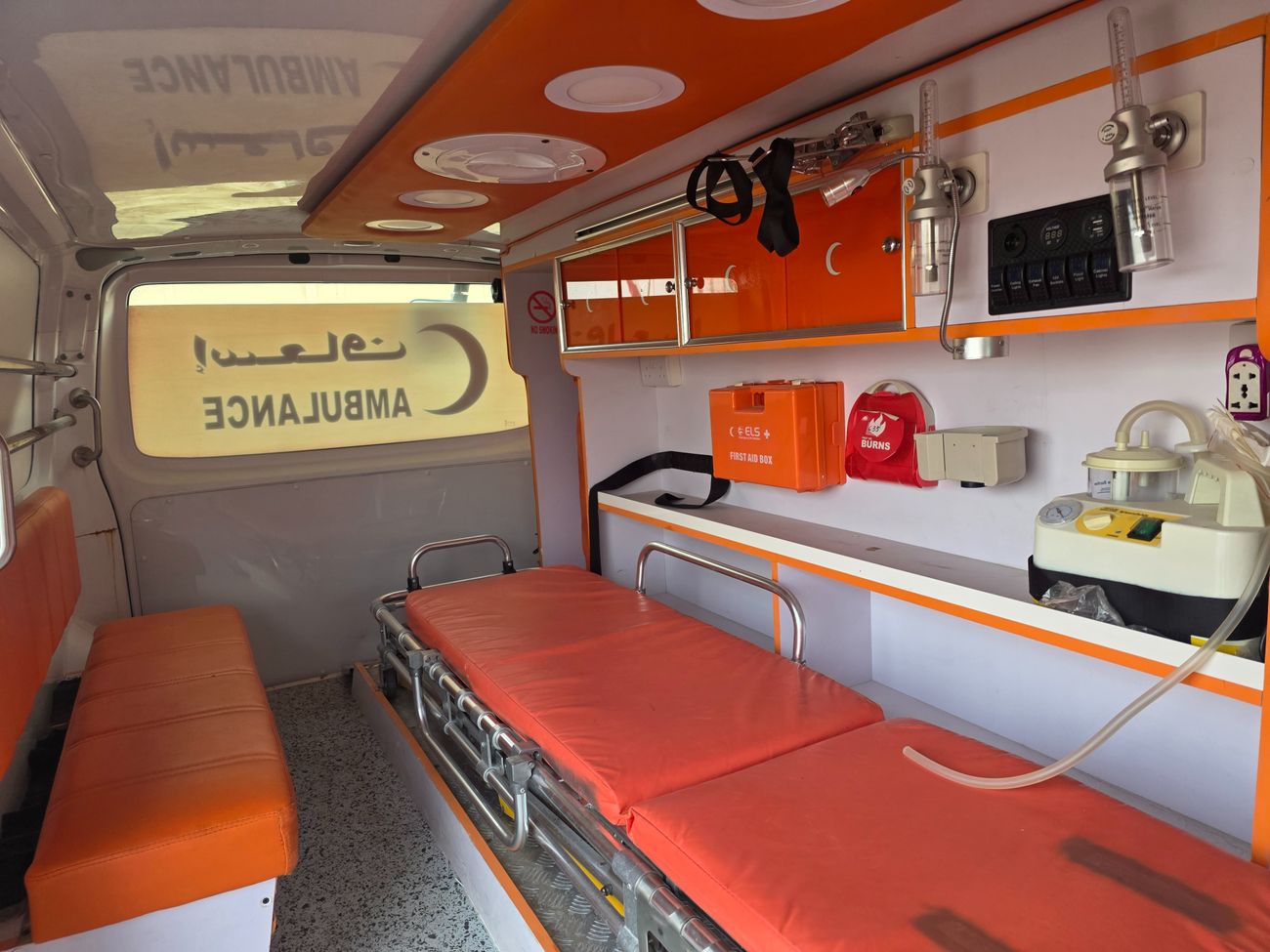 نيسان أورفان Nissan NV350 Urvan Ambulance
