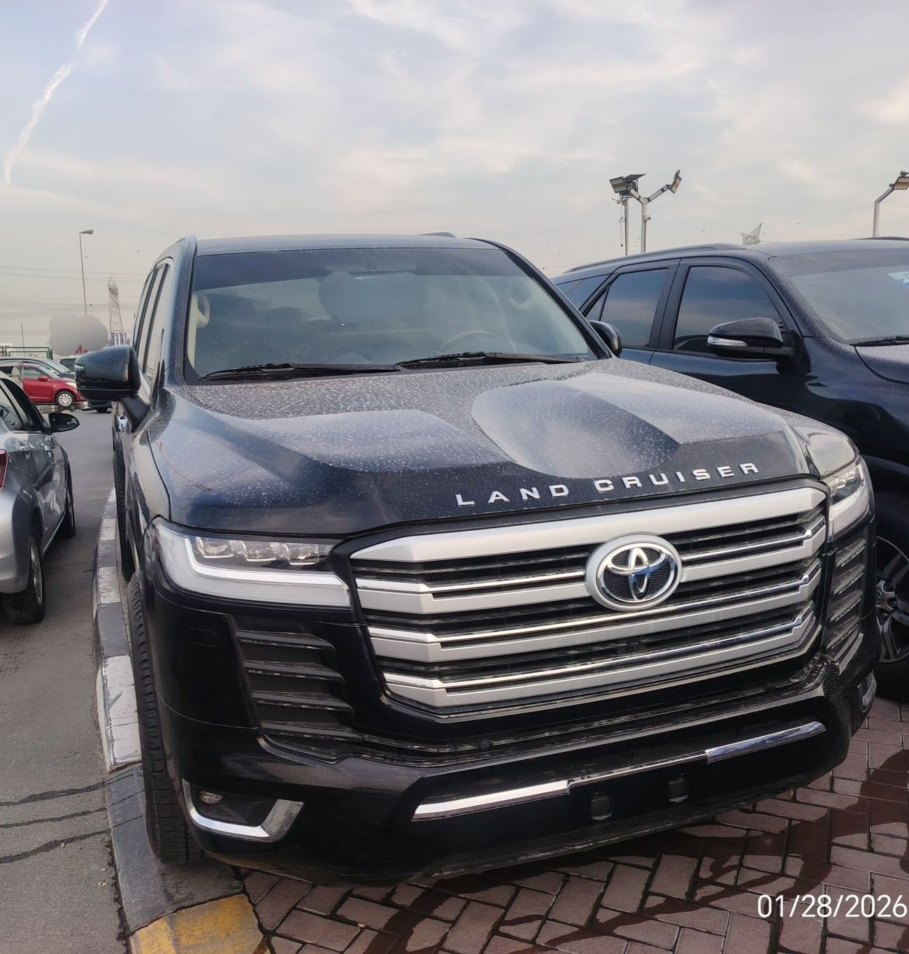 Toyota Land Cruiser Toyota landcruise 2018Model Modified 2022MODEL 4.0 v6 petrol colour black push start Transmission Au