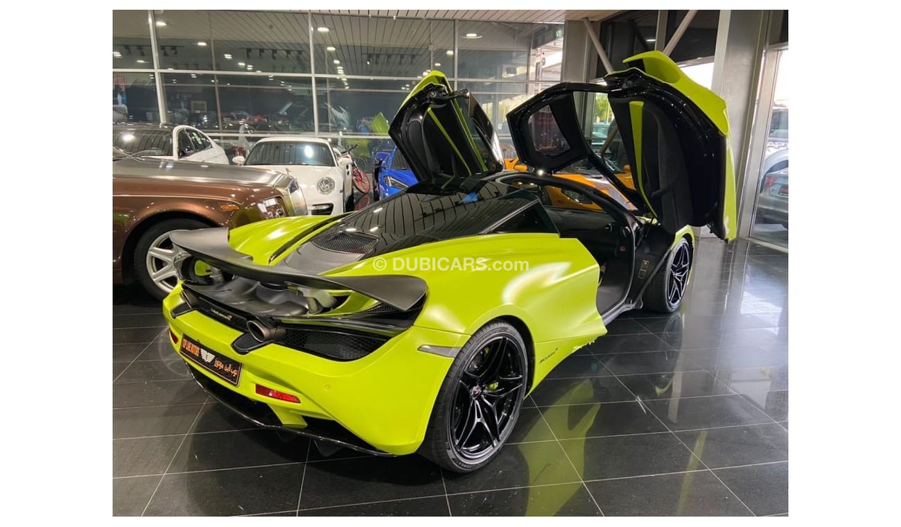 مكلارين 720S Standard