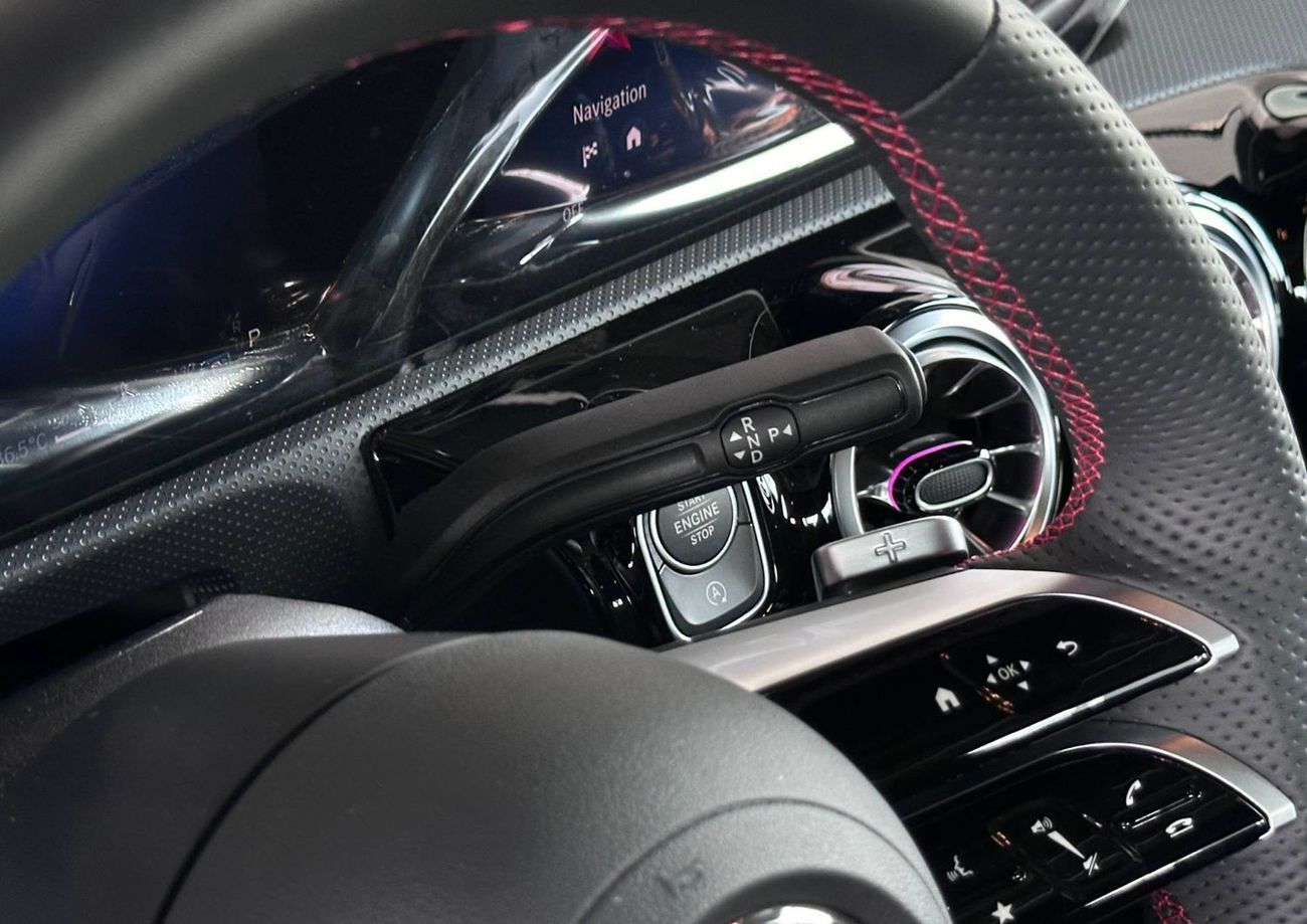 مرسيدس بنز A 200 Hatchback Std 2.0L