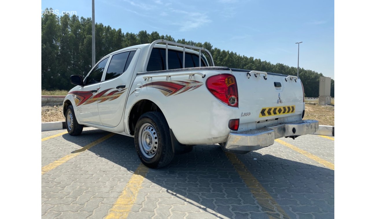 Mitsubishi L200 2013 4x2 Ref#114