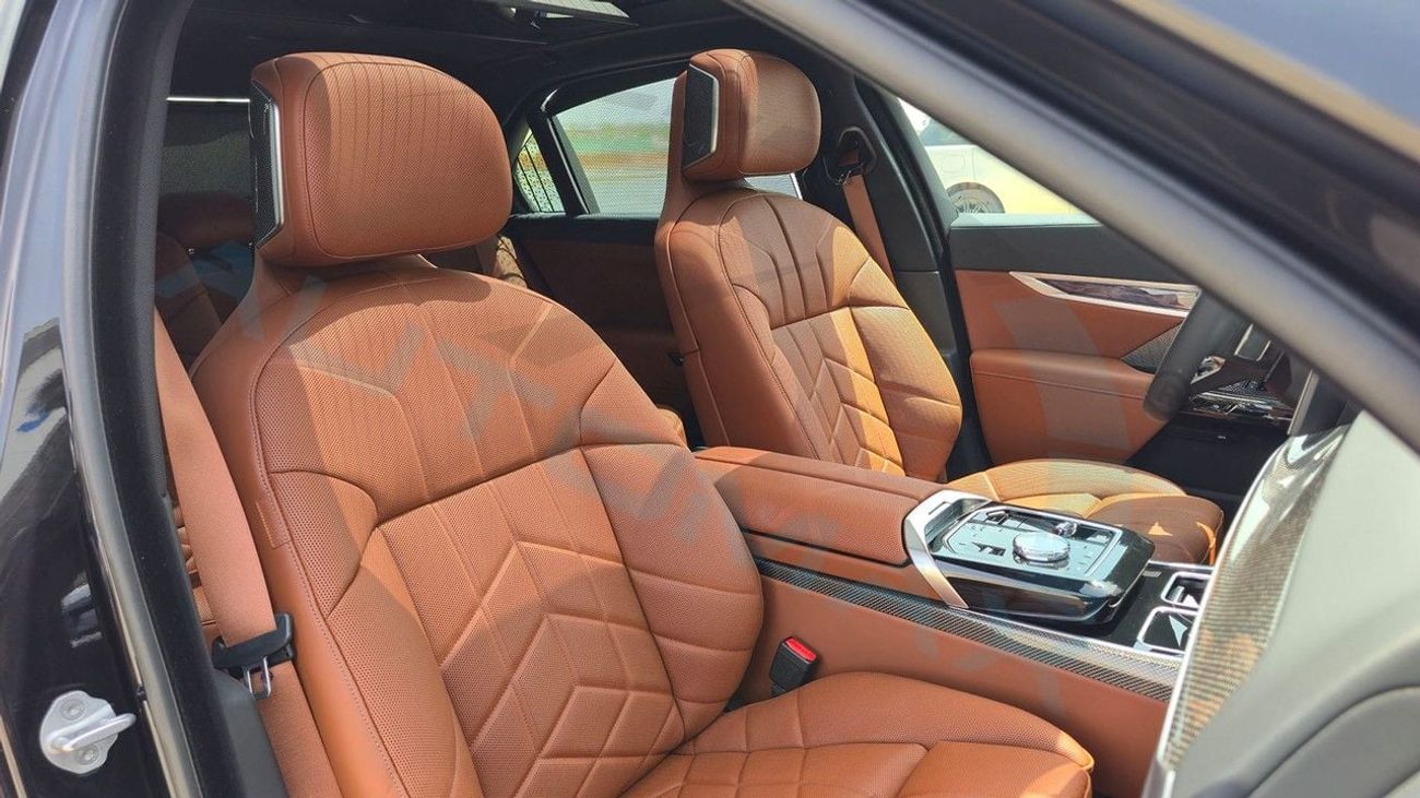 BMW 735i MASTERCLASS M SPORT PACKAGE (For Export , НА ЭКСПОРТ) 7-Series 3.0T RWD GCC 2026