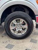 Ford F-150 XLT CREW CAB