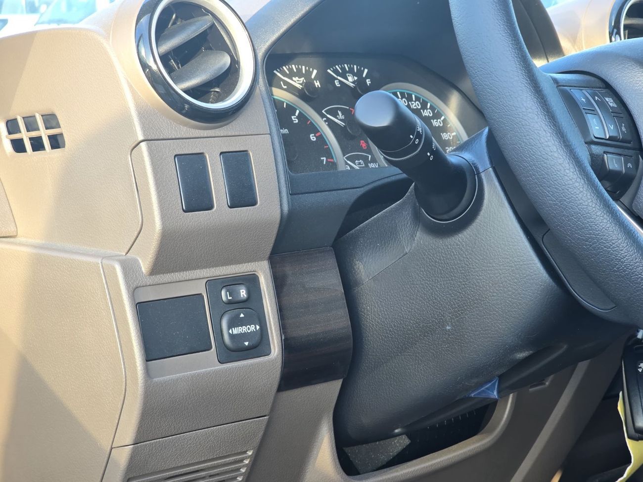 Toyota Land Cruiser 70 2025 Toyota Land cruiser LC71 4.0L V6 Petrol AT Full Option