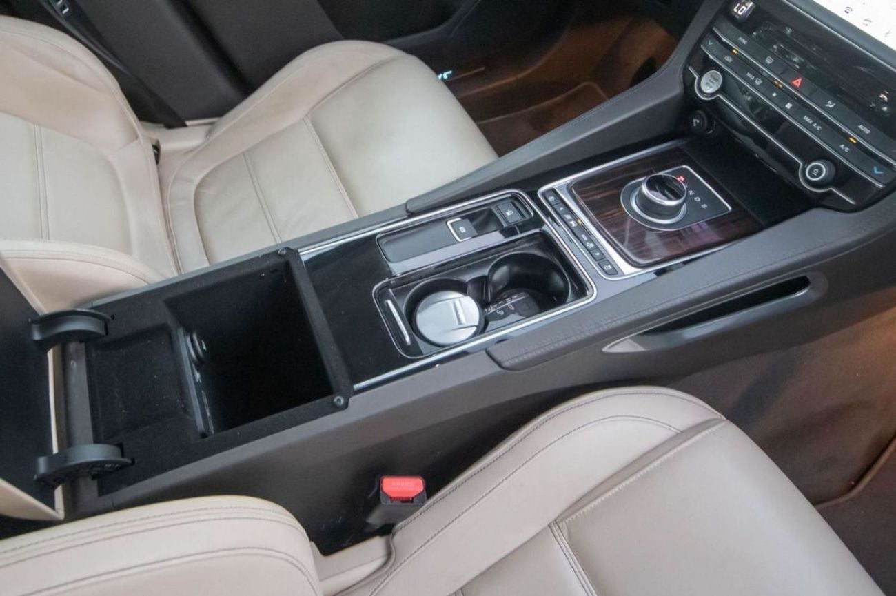 جاكوار F بيس Prestige Jaguar F-Pace 2020 مواصفات خليجية