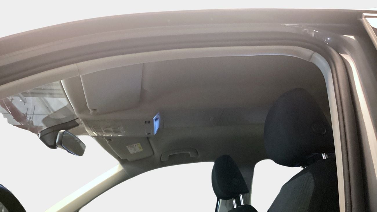 Volkswagen Tiguan Life 1.4L Life | Guaranteed Warranty | 0 Down Payment