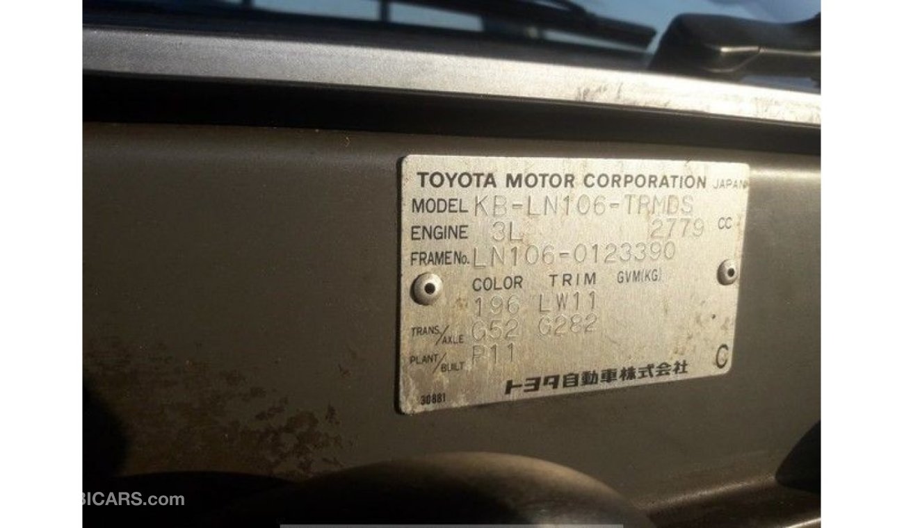 Toyota Hilux TOYOTA HILUX RIGHT HAND DRIVE (PM914)