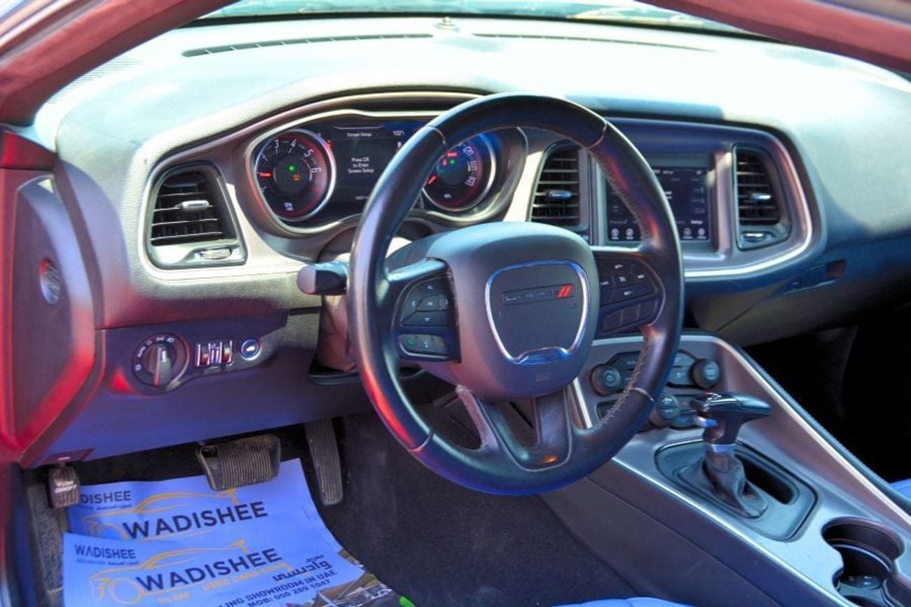 Dodge Challenger SXT