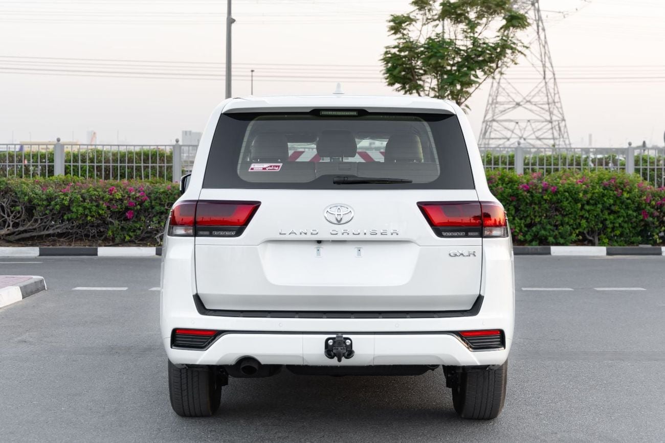 Toyota Land Cruiser GXR LAND CRUISER | LC300 | 2026 | GCC | 4WD | V6 3.5L | 1 Camera - 1 electric chair | Petrol | 7 seat |