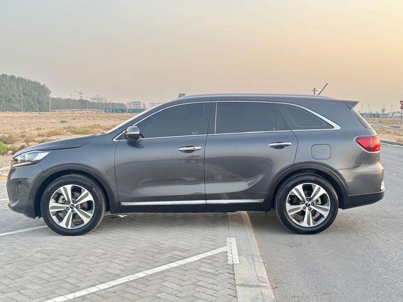 كيا سورينتو SORENTO 2020 ,V4 GCC ,Top Of Range,Panoramic ،7 seater