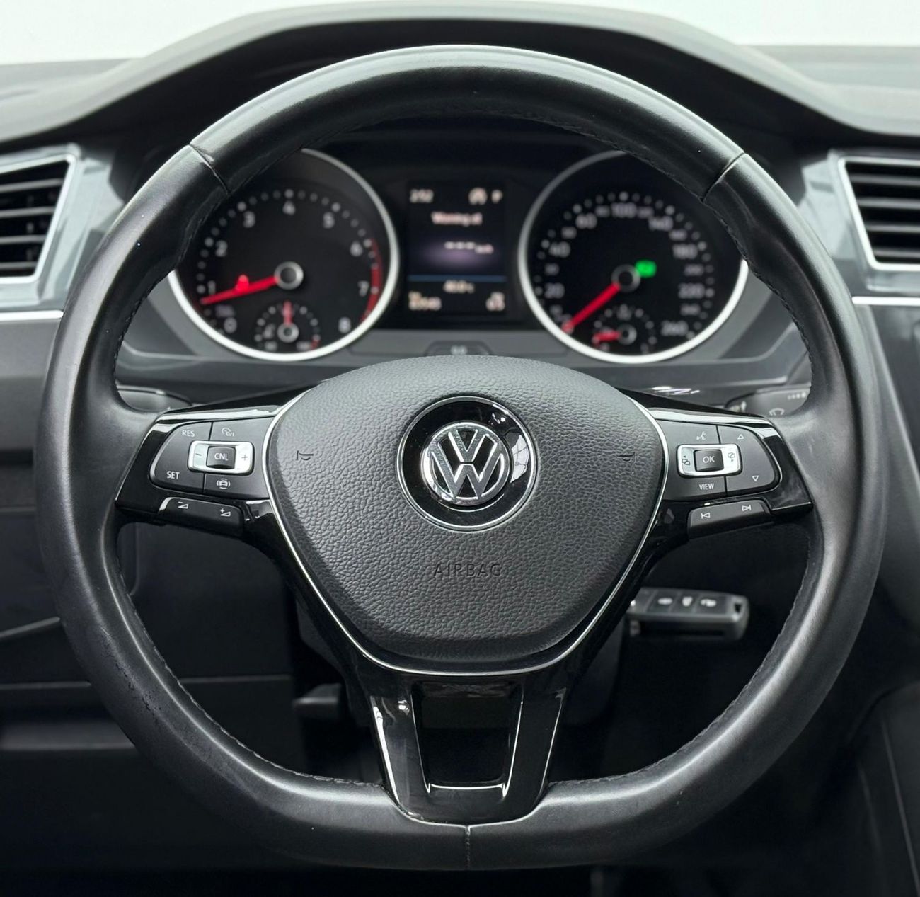 Volkswagen Tiguan 2020 Volkswagen Tiguan, 1 Year Unlimited KM Warranty, Full Service History, GCC