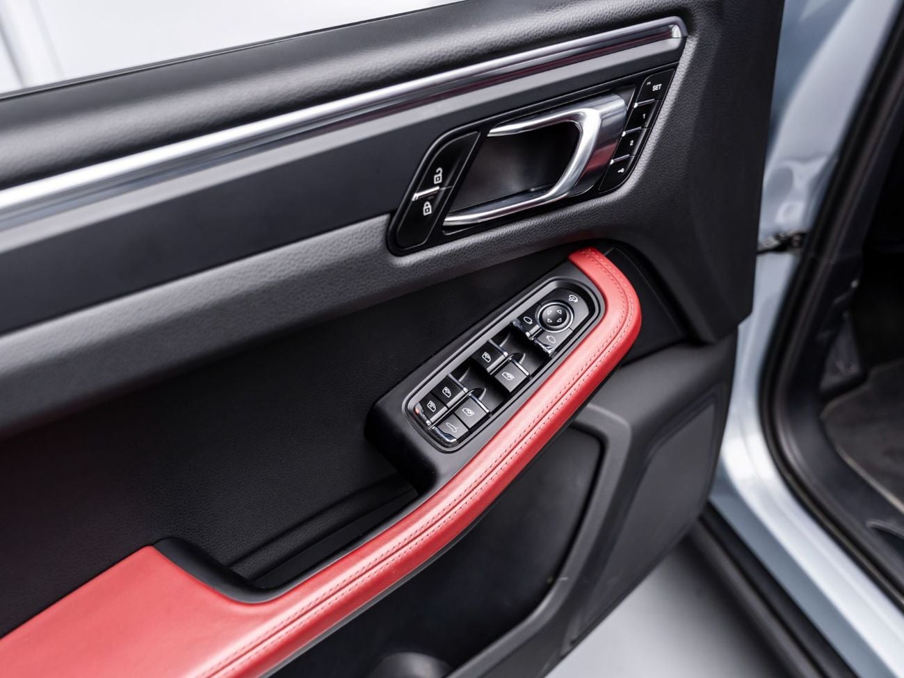 Porsche Macan STD SUMMER STARTS NOW | EXCLUSIVE DEAL BY BLACKLINE, 2023 Porsche Macan, Porsche Warranty, GCC