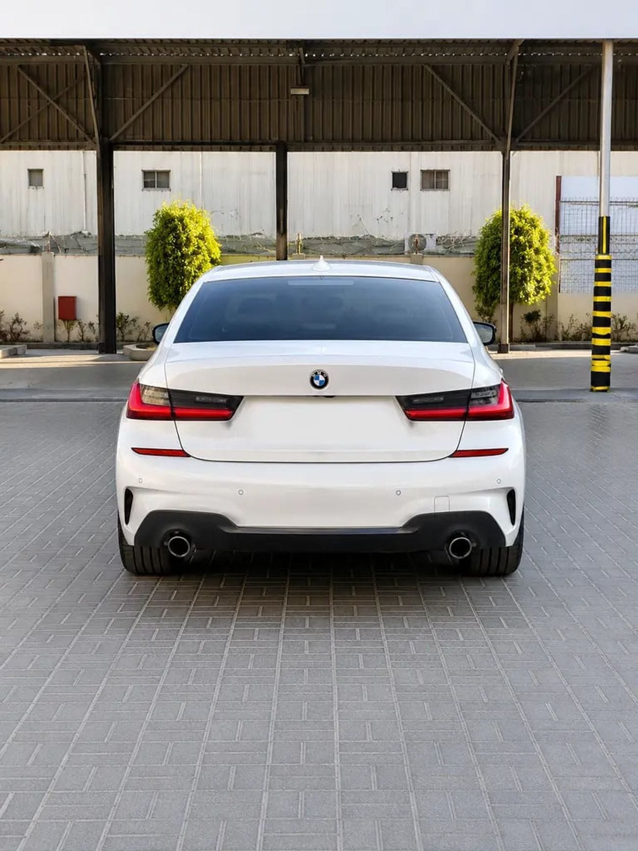 BMW 330i M SPORT 1,680 P.M | Stunning 330i M Sport | GCC Specs | Low Mileage | Pristine Condition origin