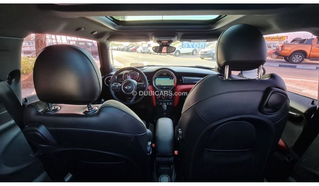 Mini Cooper S JCW Full Option 2016 Full Service History GCC
